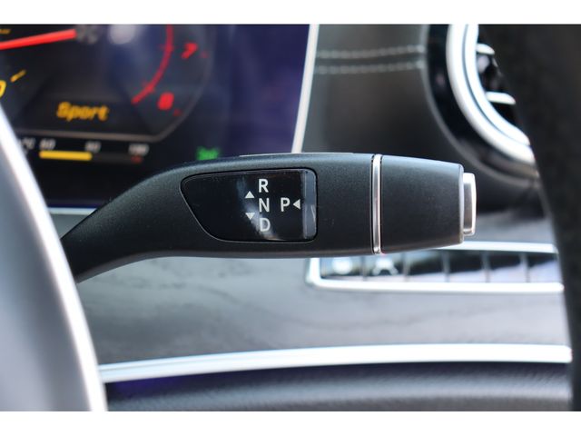 MERCEDES BENZ E CLAS 2017 Image 31