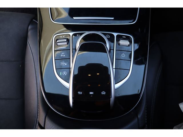 MERCEDES BENZ E CLAS 2017 Image 31