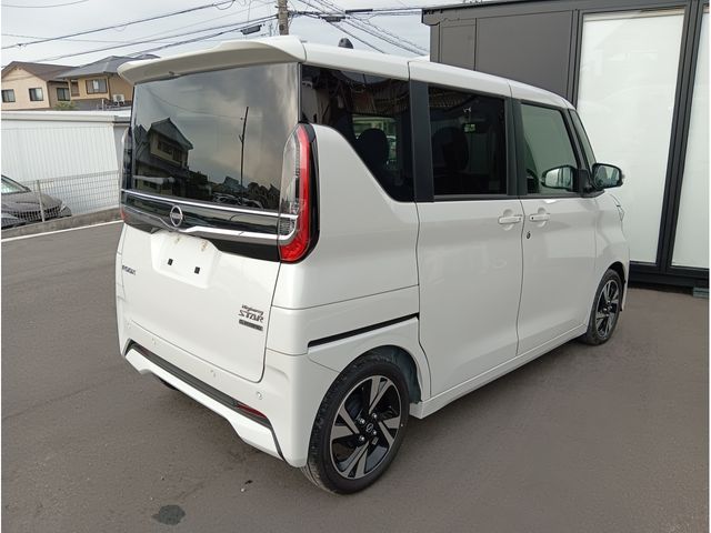 NISSAN ROOX 2025 Image 31