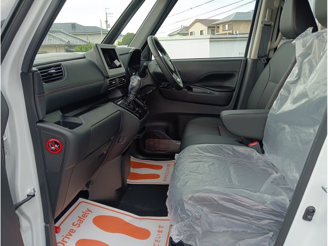 NISSAN ROOX 2025 Image 31