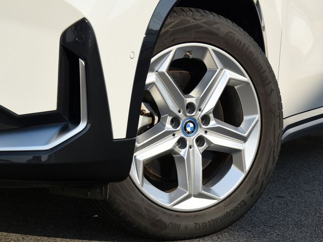 BMW IX1 2024 Image 31