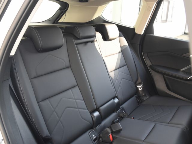 BMW IX1 2024 Image 31