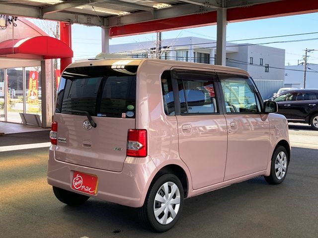 TOYOTA PIXIS SPACE 2014 Image 31