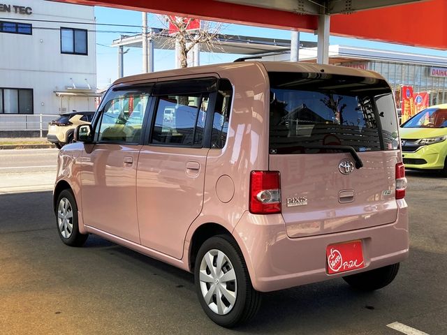 TOYOTA PIXIS SPACE 2014 Image 31