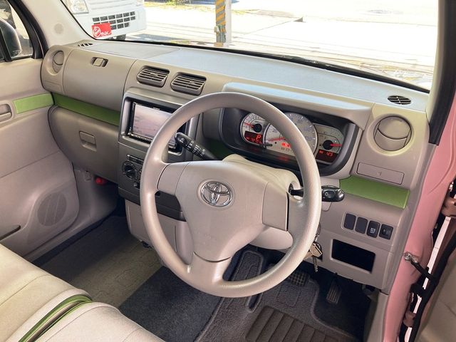 TOYOTA PIXIS SPACE 2014 Image 31