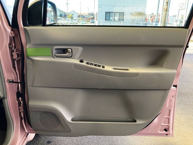 TOYOTA PIXIS SPACE 2014 Image 31