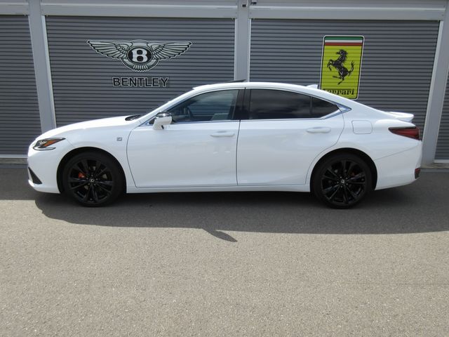 TOYOTA LEXUS ES300H 2023 Image 31