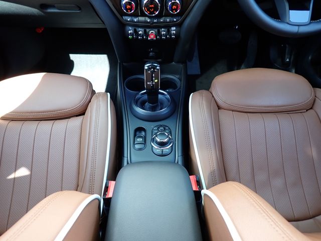 BMW MINI COOPER D CROSSO 2023 Image 31