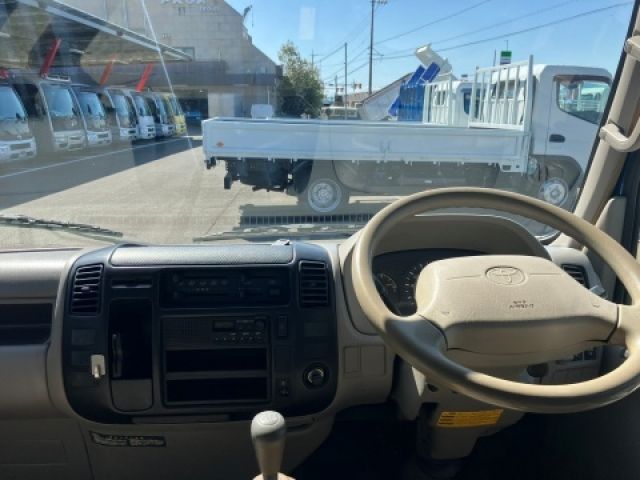 TOYOTA DYNA 2014 Image 31