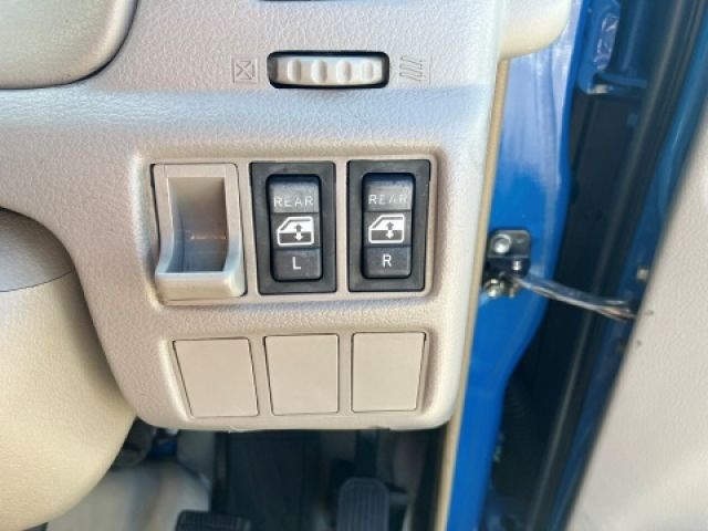 TOYOTA DYNA 2014 Image 31