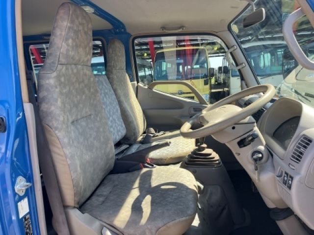 TOYOTA DYNA 2014 Image 31