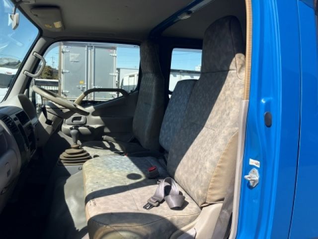 TOYOTA DYNA 2014 Image 31