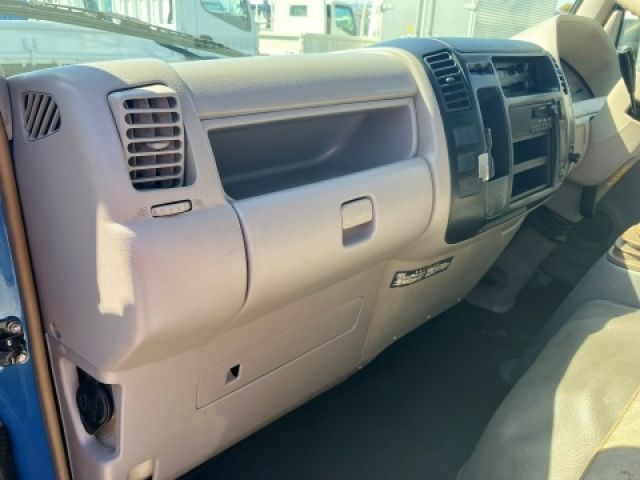 TOYOTA DYNA 2014 Image 31