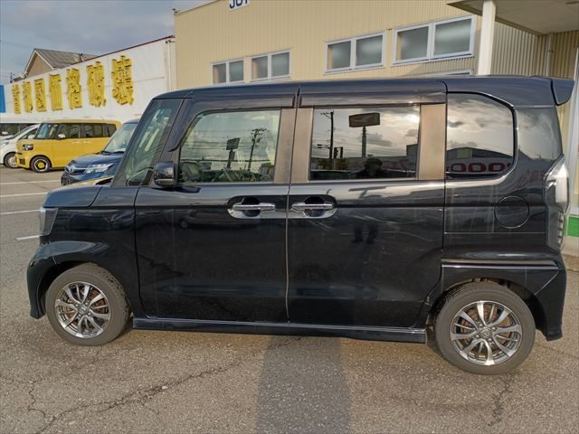 HONDA N BOX CUSTOM 2022 Image 31