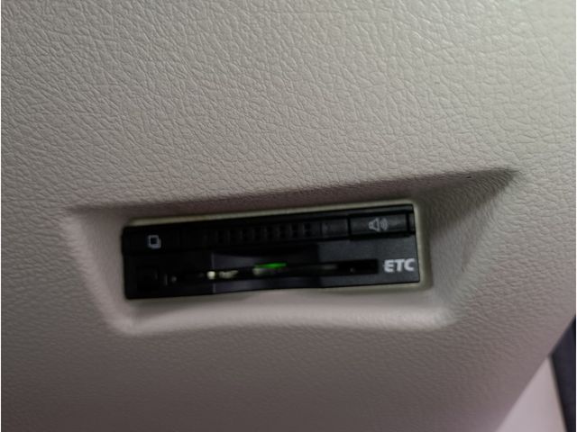 TOYOTA SIENTA 2015 Image 31