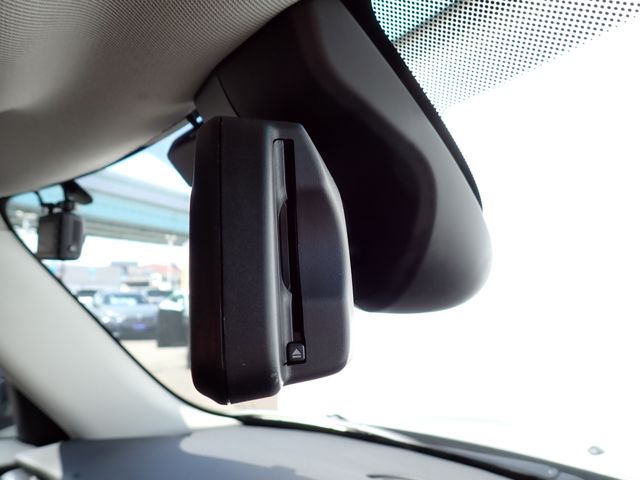 BMW MINI COOPER SD 5DOOR 2021 Image 31