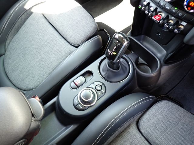 BMW MINI COOPER SD 5DOOR 2021 Image 31