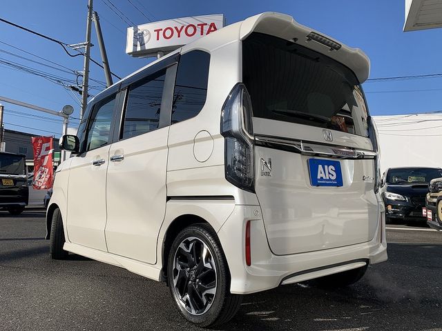 HONDA N BOX CUSTOM 2017 Image 31