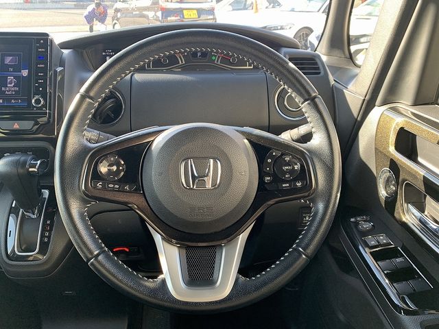 HONDA N BOX CUSTOM 2017 Image 31