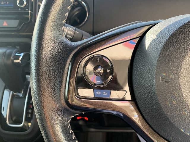 HONDA N BOX CUSTOM 2017 Image 31