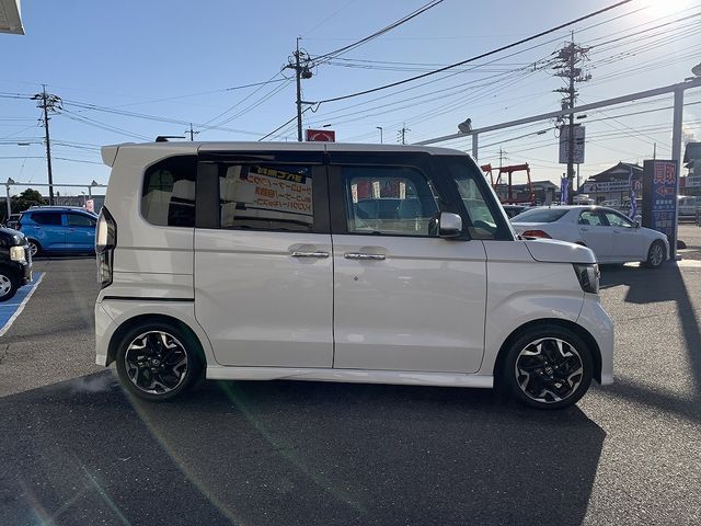 HONDA N BOX CUSTOM 2017 Image 31