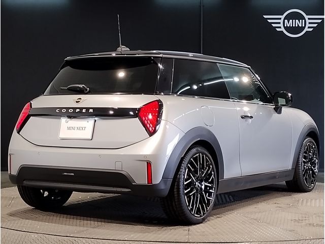 BMW MINI COOPER 2025 Image 31