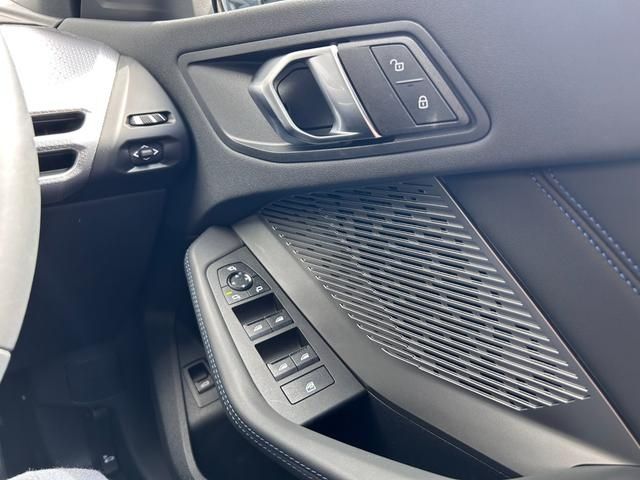 BMW 1SERIES 2025 Image 31