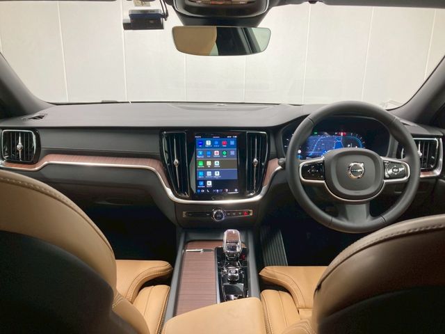 VOLVO V60 CROSS COUN 2023 Image 31