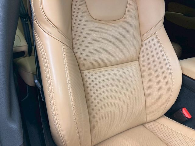 VOLVO V60 CROSS COUN 2023 Image 31