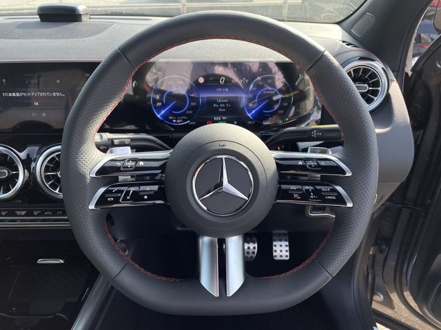 MERCEDES BENZ EQA 2025 Image 31