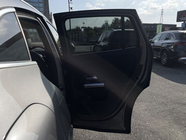 MERCEDES BENZ EQA 2025 Image 31