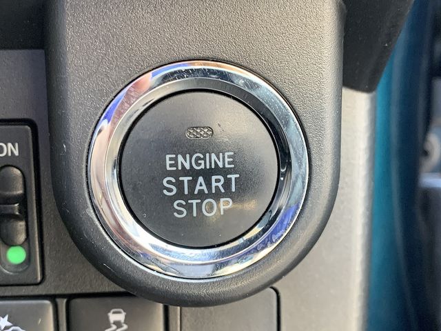 TOYOTA TANK 2017 Image 31