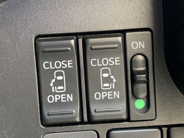 TOYOTA TANK 2017 Image 31