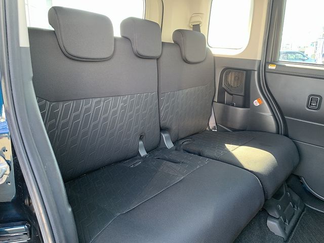 TOYOTA TANK 2017 Image 31