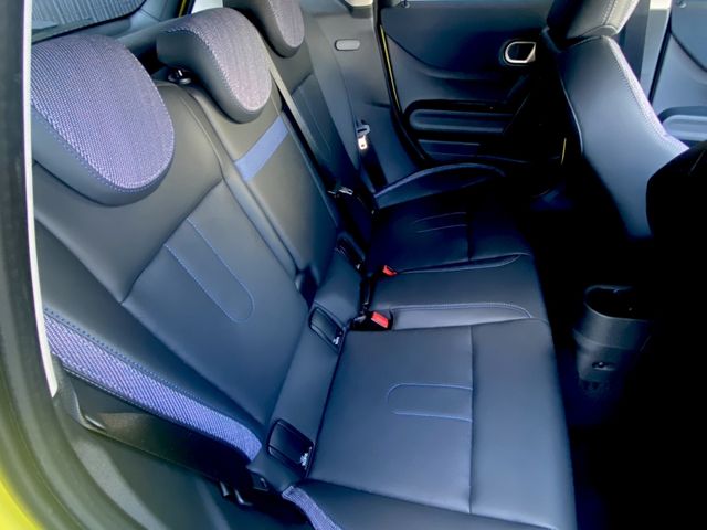 BMW MINI COOPER 5DOOR 2025 Image 31