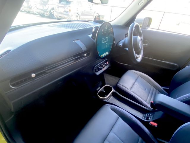 BMW MINI COOPER 5DOOR 2025 Image 31