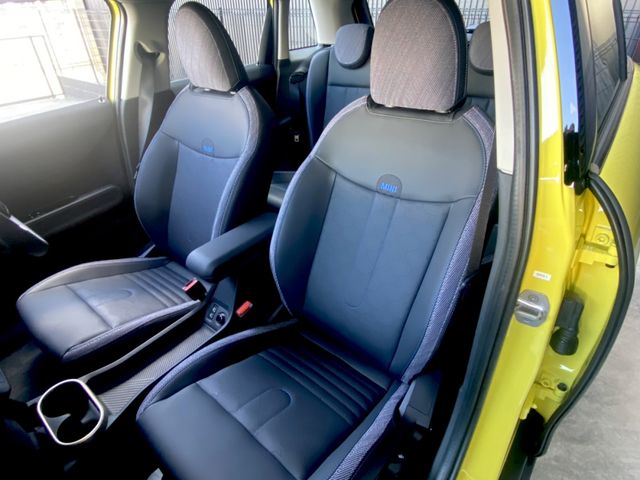 BMW MINI COOPER 5DOOR 2025 Image 31