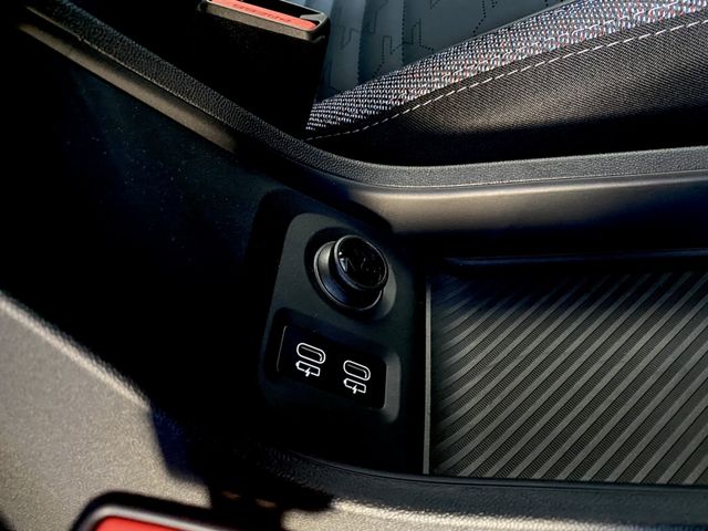 BMW MINI COOPER 5DOOR 2025 Image 31