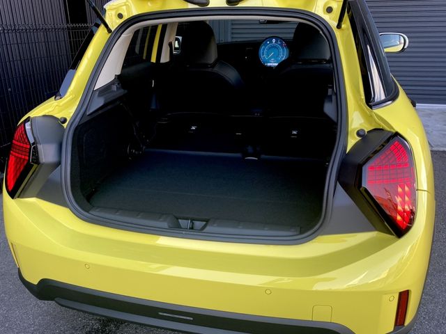 BMW MINI COOPER 5DOOR 2025 Image 31