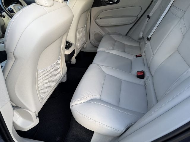 VOLVO XC60 2021 Image 31