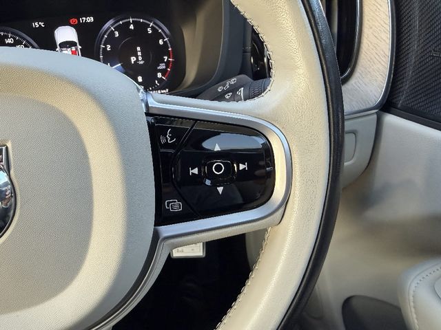 VOLVO XC60 2021 Image 31