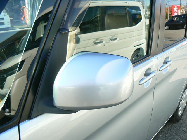 DAIHATSU TANTO 2009 Image 31