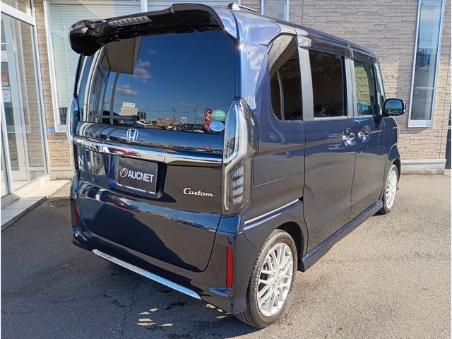 HONDA N BOX CUSTOM 2021 Image 31