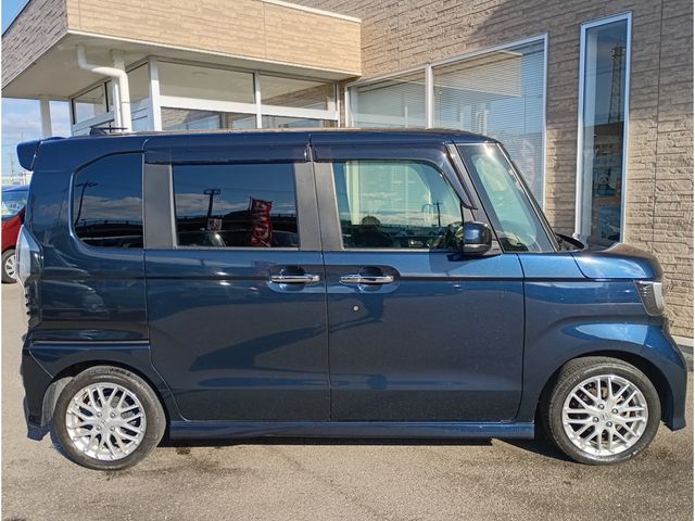 HONDA N BOX CUSTOM 2021 Image 31