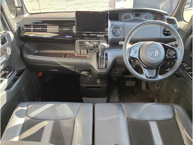 HONDA N BOX CUSTOM 2021 Image 31