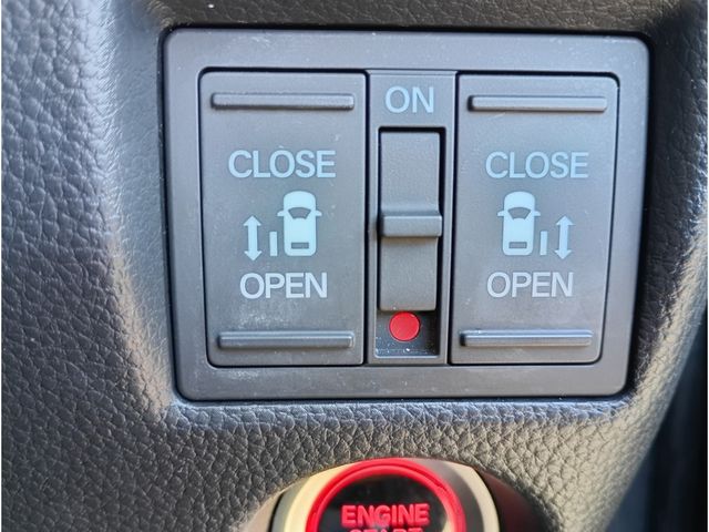 HONDA N BOX CUSTOM 2021 Image 31