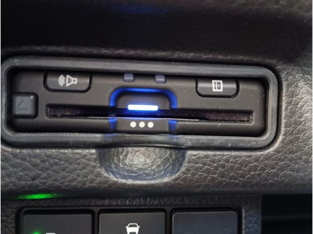 HONDA N BOX CUSTOM 2021 Image 31