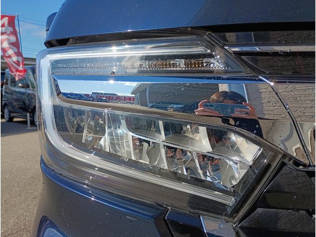 HONDA N BOX CUSTOM 2021 Image 31