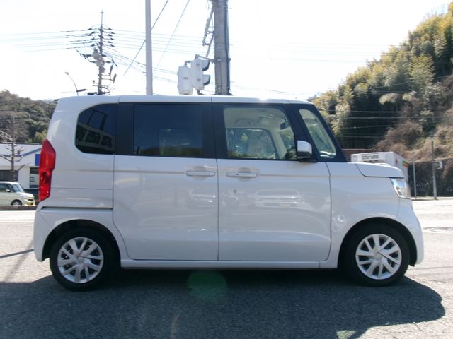 HONDA N BOX 2021 Image 31