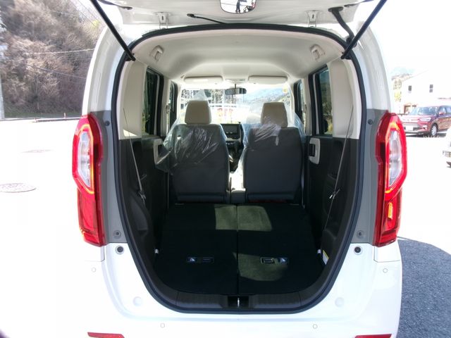 HONDA N BOX 2021 Image 31